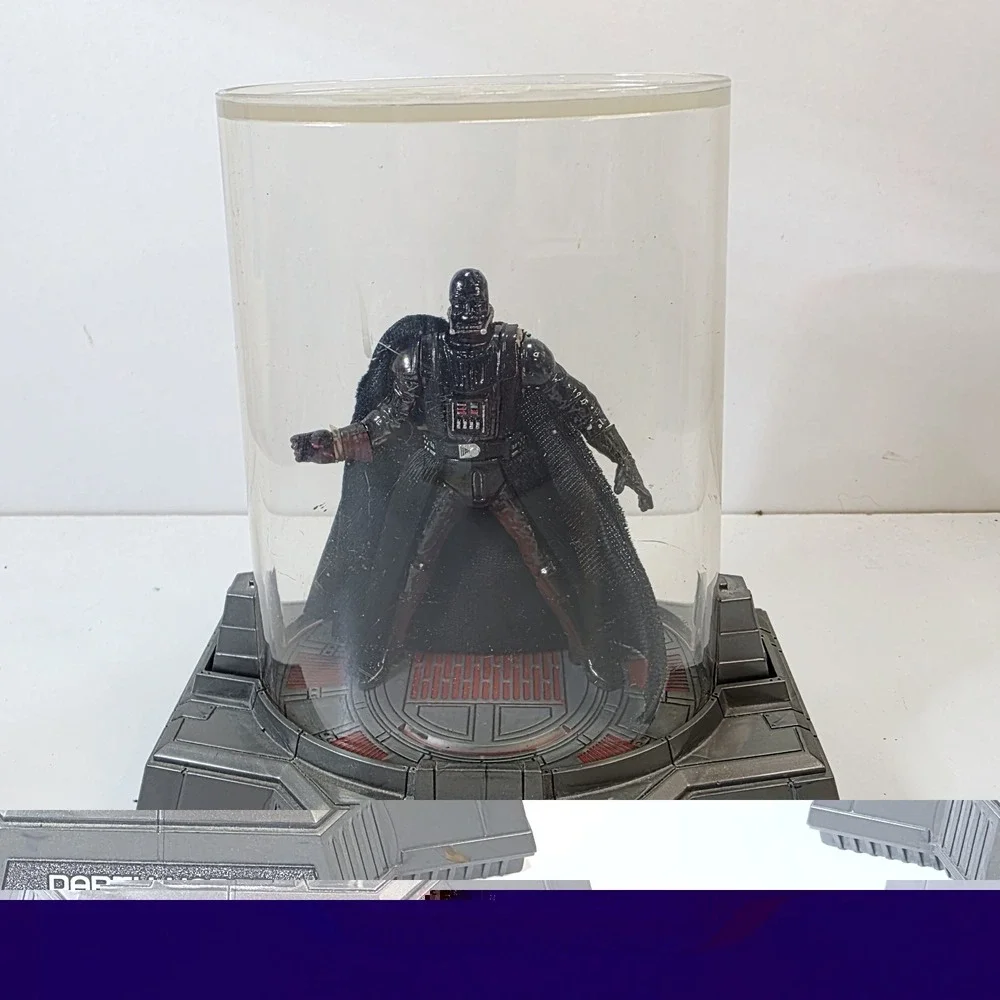 Star Wars Darth Vader Hasbro 2005 Titanium Series Die Cast Action Figure in Case